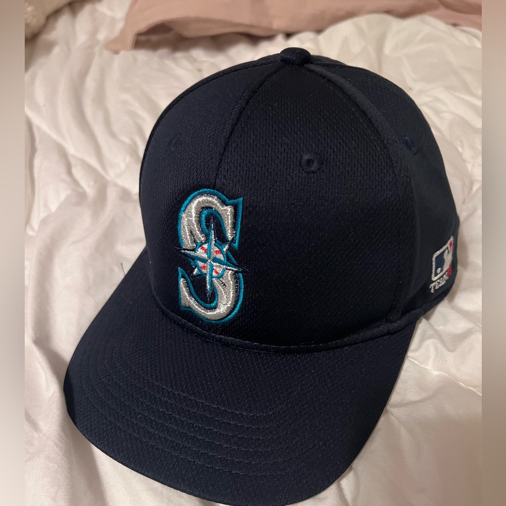 Sports hat